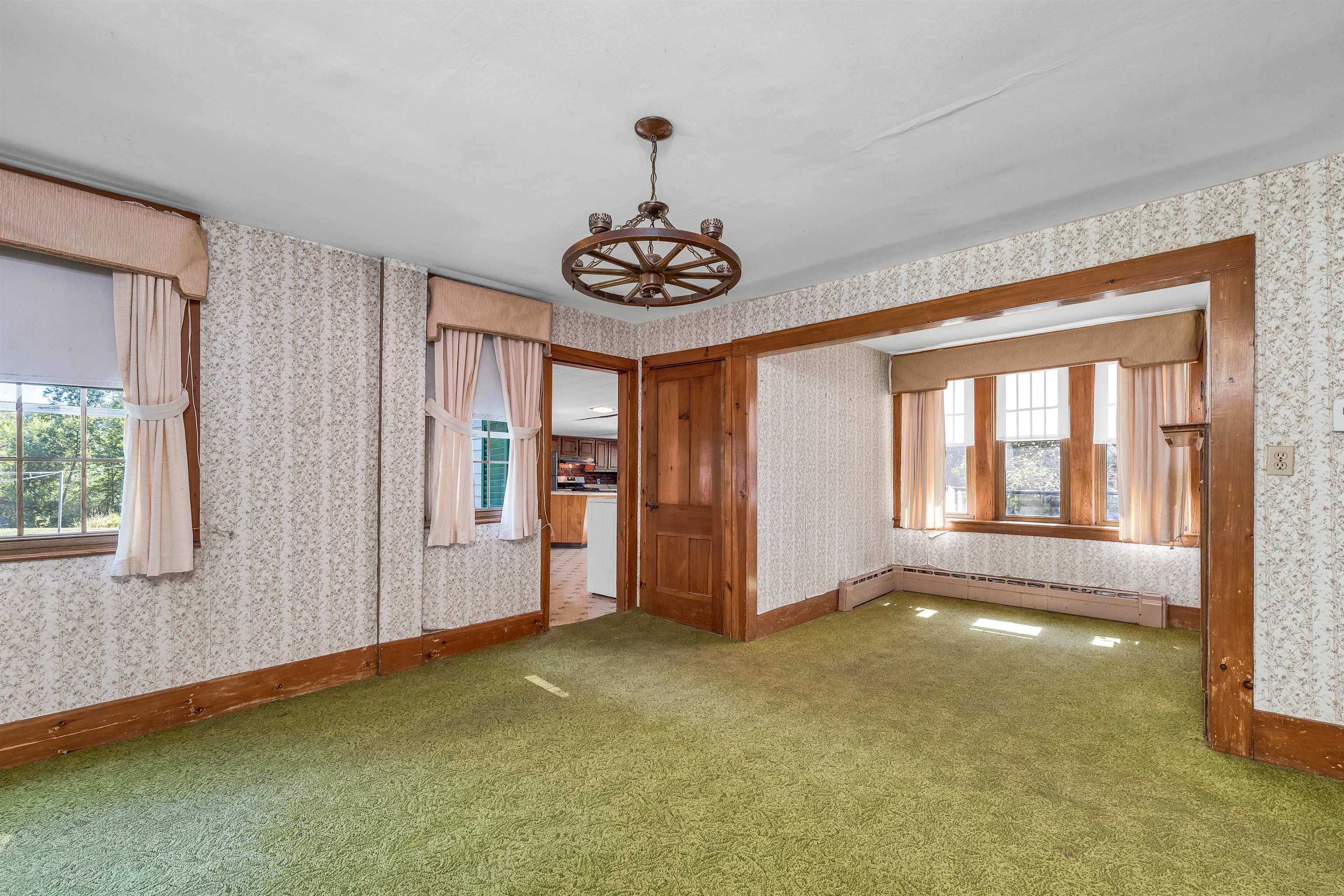 110 Main Street Pittsfield, NH 03263 - Photo 16 of 59