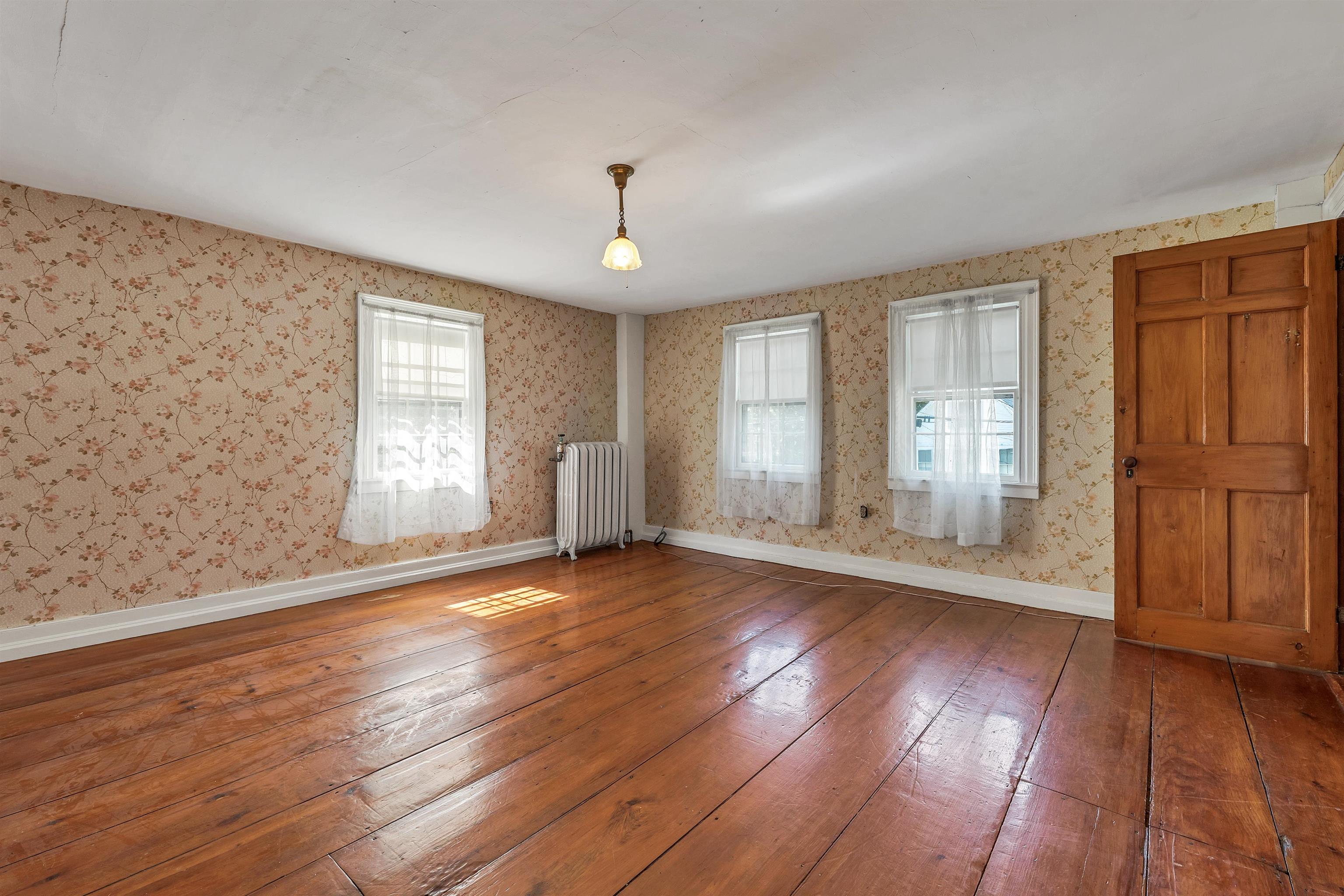 110 Main Street Pittsfield, NH 03263 - Photo 28 of 59