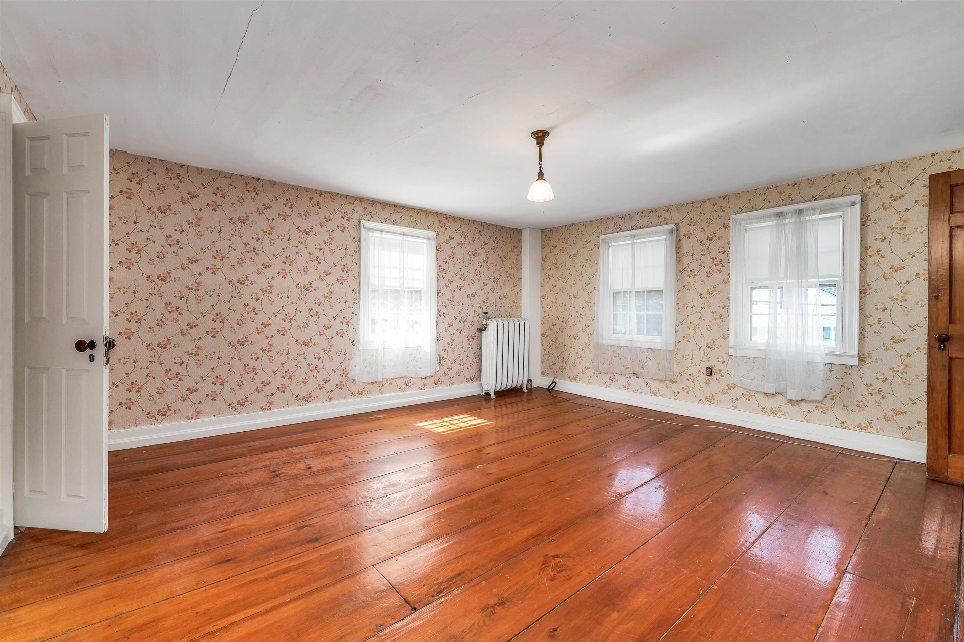 110 Main Street Pittsfield, NH 03263 - Photo 29 of 59