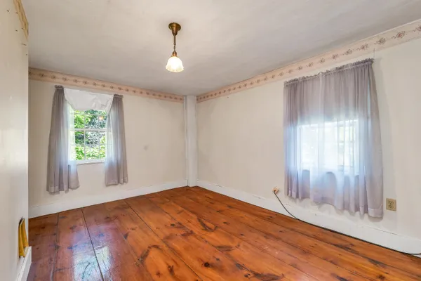 $379,900 | 110 Main Street, Pittsfield, NH 03263