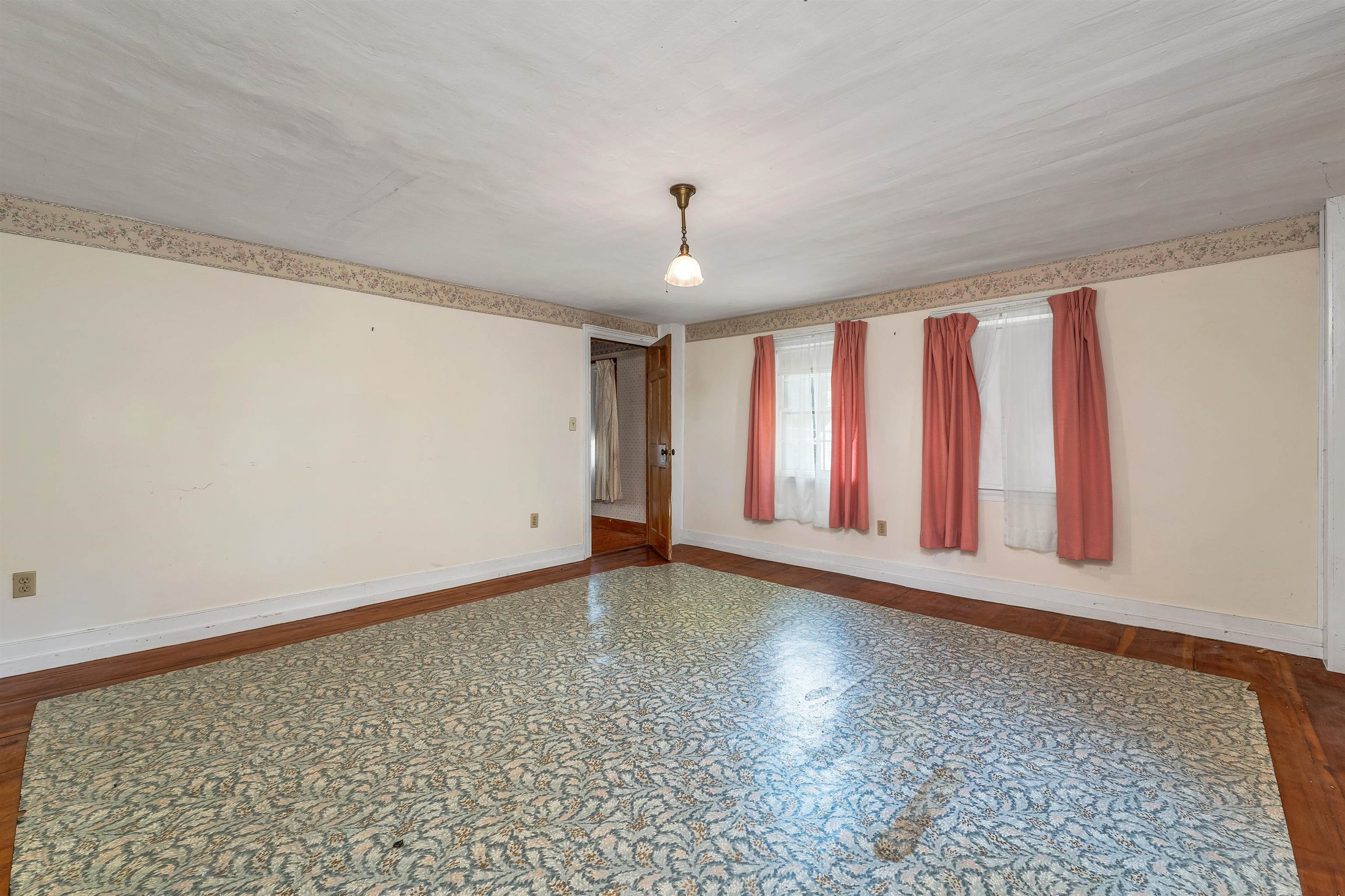 110 Main Street Pittsfield, NH 03263 - Photo 40 of 59