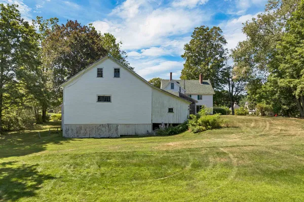 $379,900 | 110 Main Street, Pittsfield, NH 03263