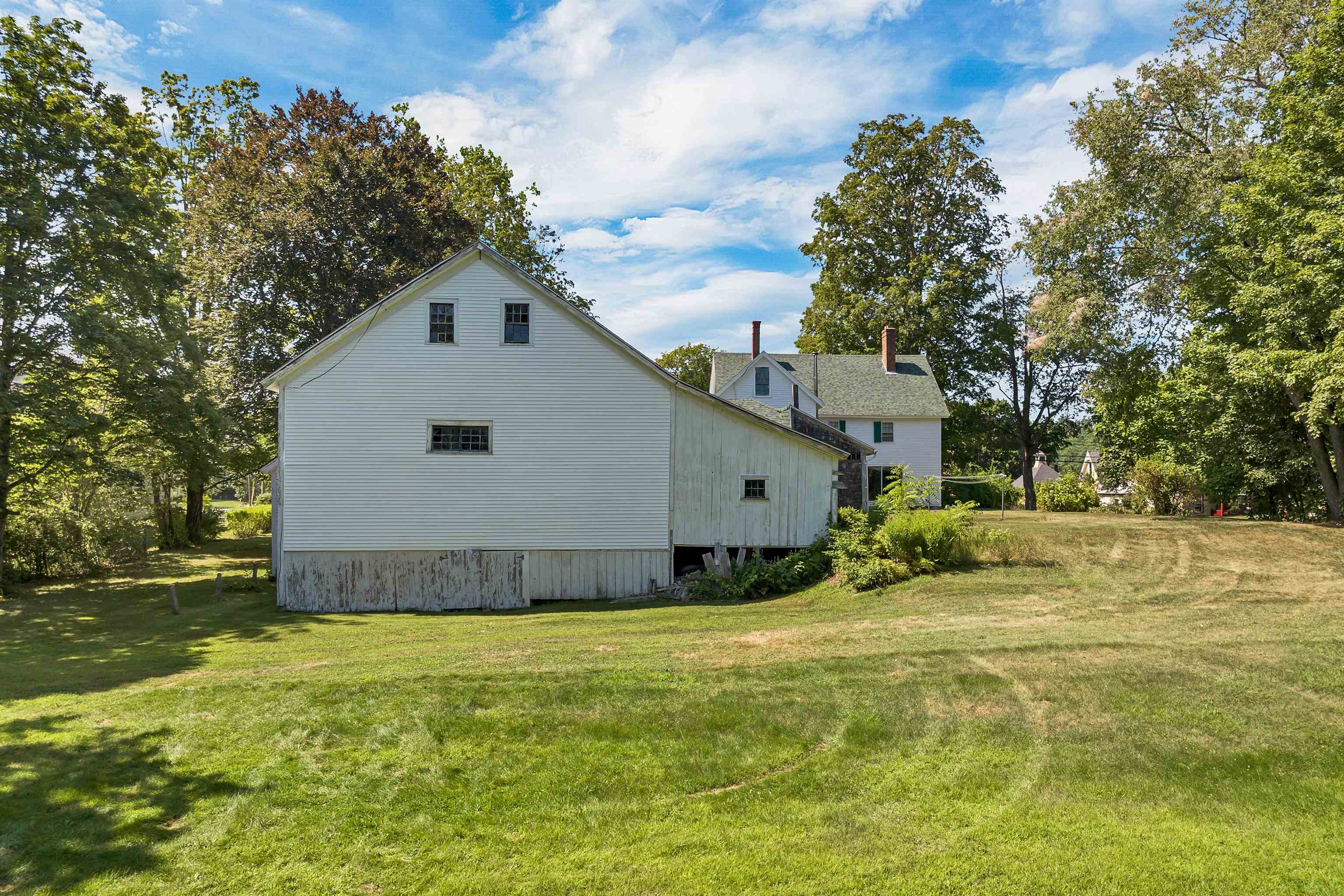 110 Main Street Pittsfield, NH 03263 - Photo 4 of 59