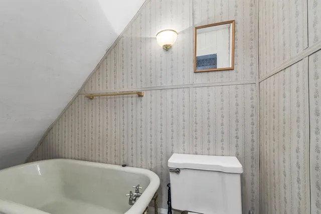 $379,900 | 110 Main Street, Pittsfield, NH 03263