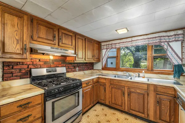 $379,900 | 110 Main Street, Pittsfield, NH 03263