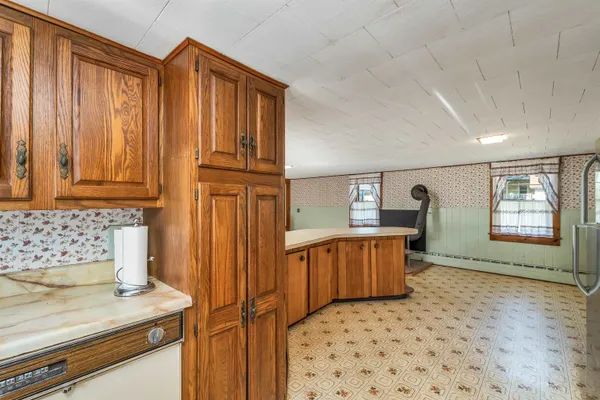 $379,900 | 110 Main Street, Pittsfield, NH 03263