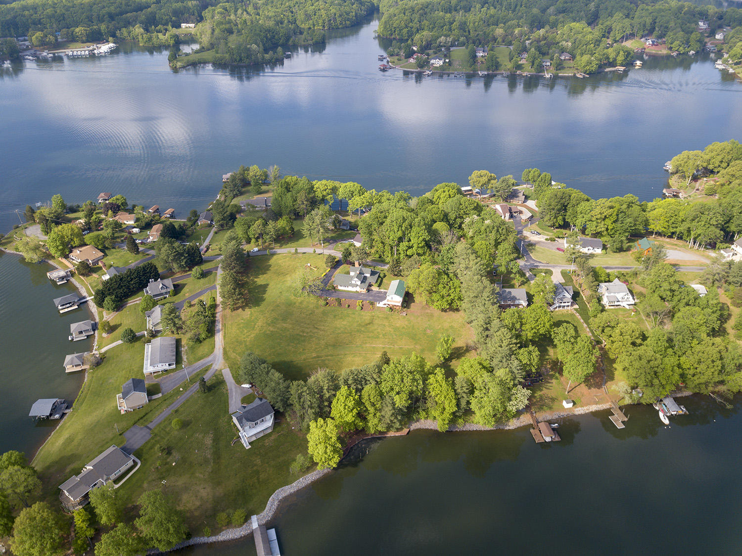 4286 Hales Ford Road Moneta, VA 24121 - Photo 2 of 91 Hales Ford Road Cove