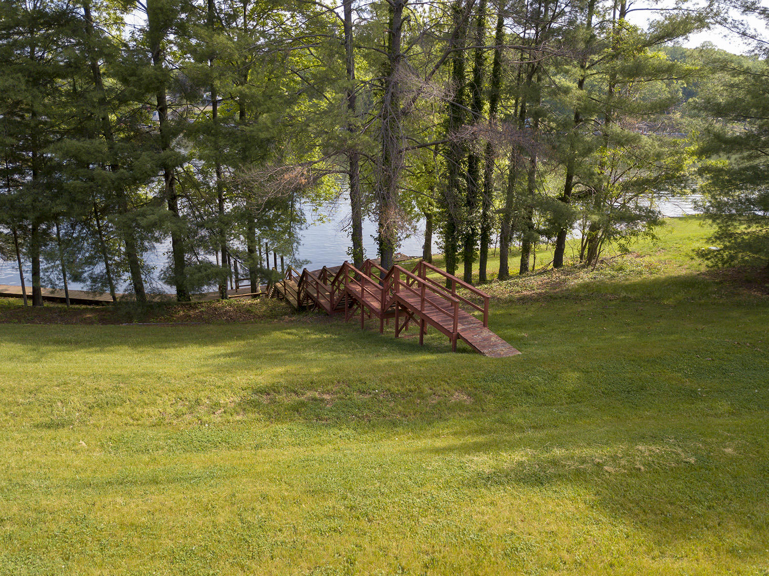 4286 Hales Ford Road Moneta, VA 24121 - Photo 11 of 91 Stairs View