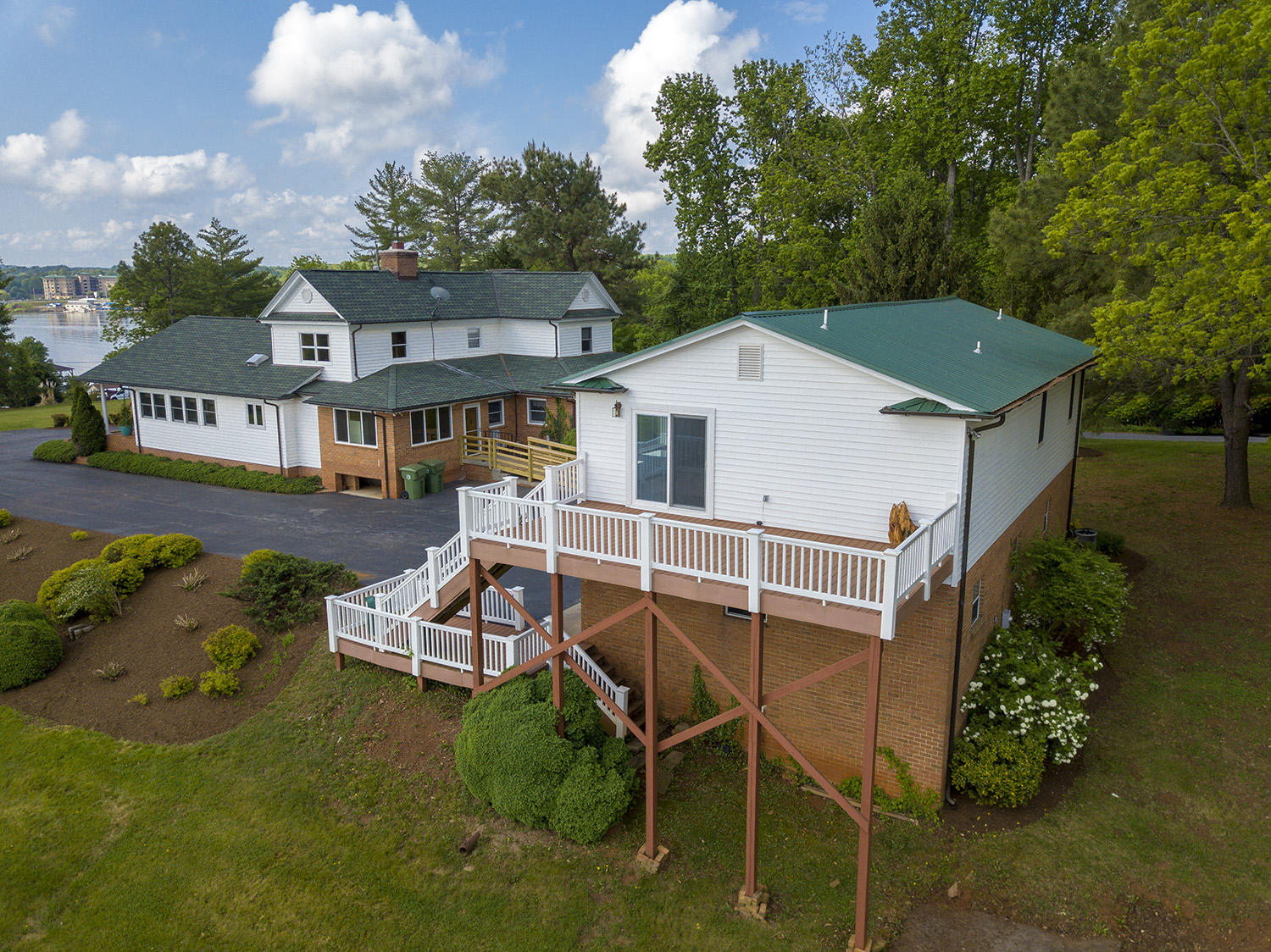 4286 Hales Ford Road Moneta, VA 24121 - Photo 13 of 91 Rear House and Apartment Corner