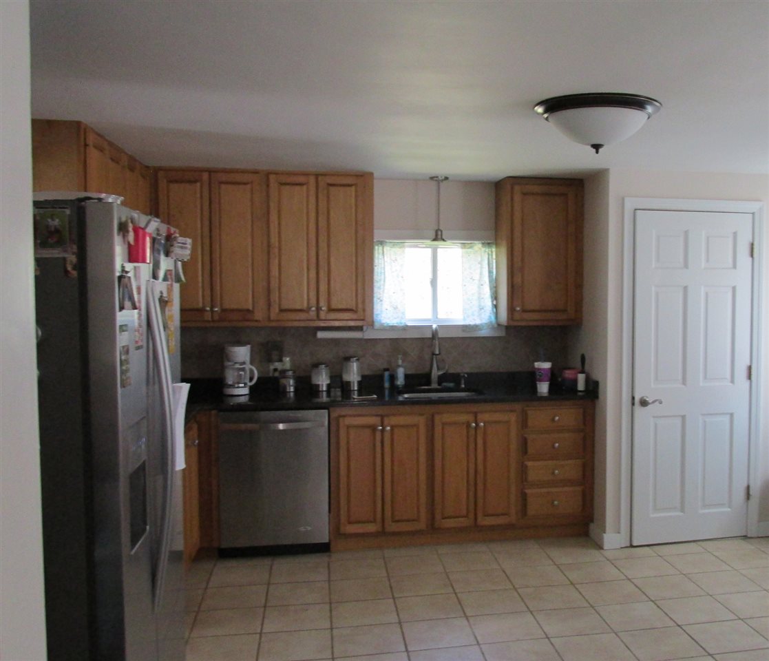 69 Highland Street Rochester, NH 03868 - Photo 9 of 21