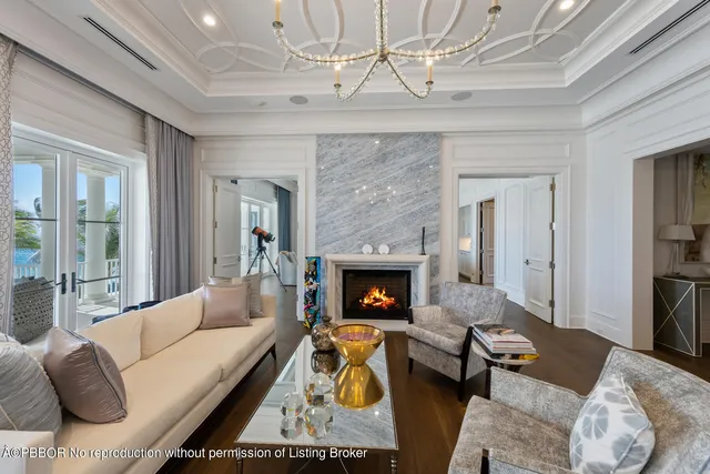 $400,000 | 640 South Ocean Boulevard, Manalapan, FL 33462