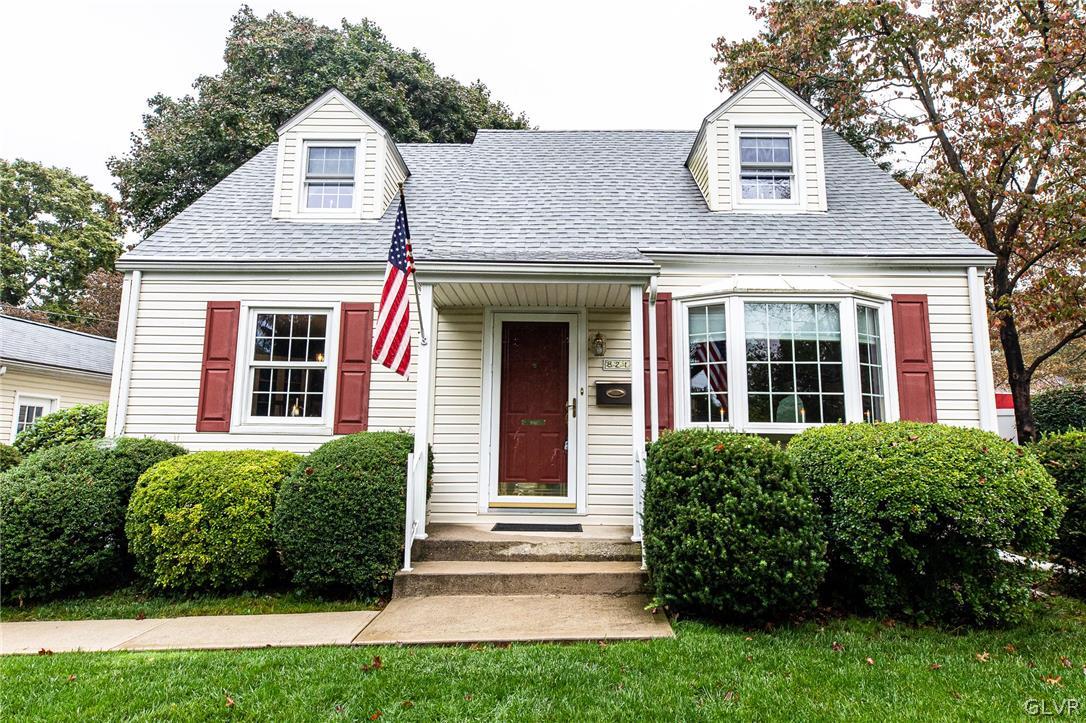 821 Magnolia Road Hellertown, PA 18055 - Photo 1 of 30 Gallery Image 1