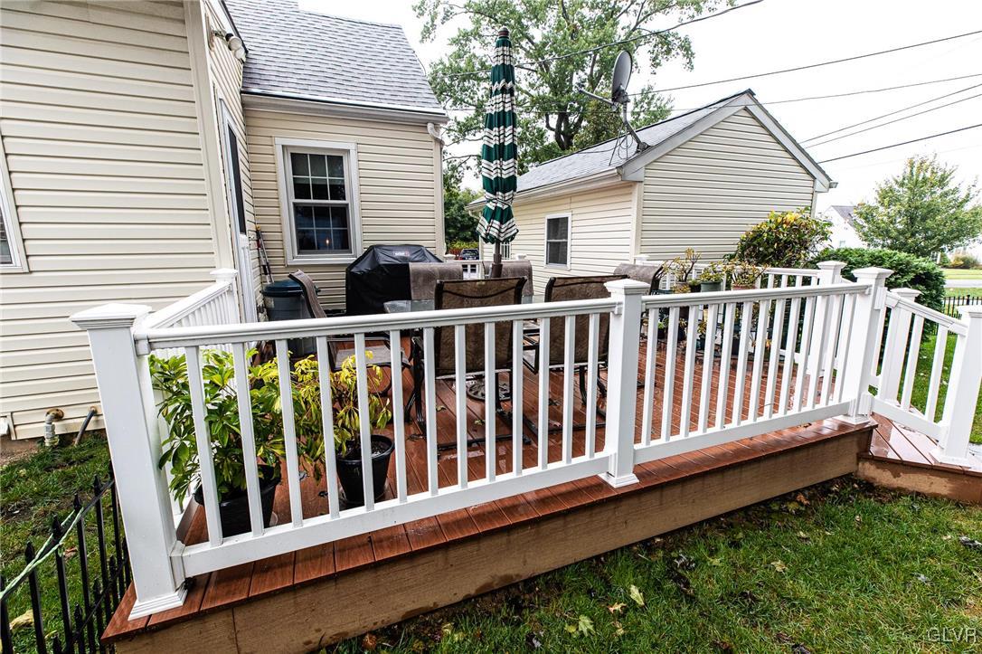821 Magnolia Road Hellertown, PA 18055 - Photo 29 of 30 Gallery Image 29
