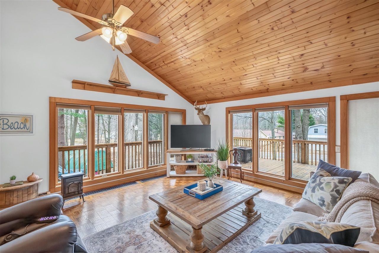 9531 Silver Lake Road Mears, MI 49436 - Photo 15 of 60