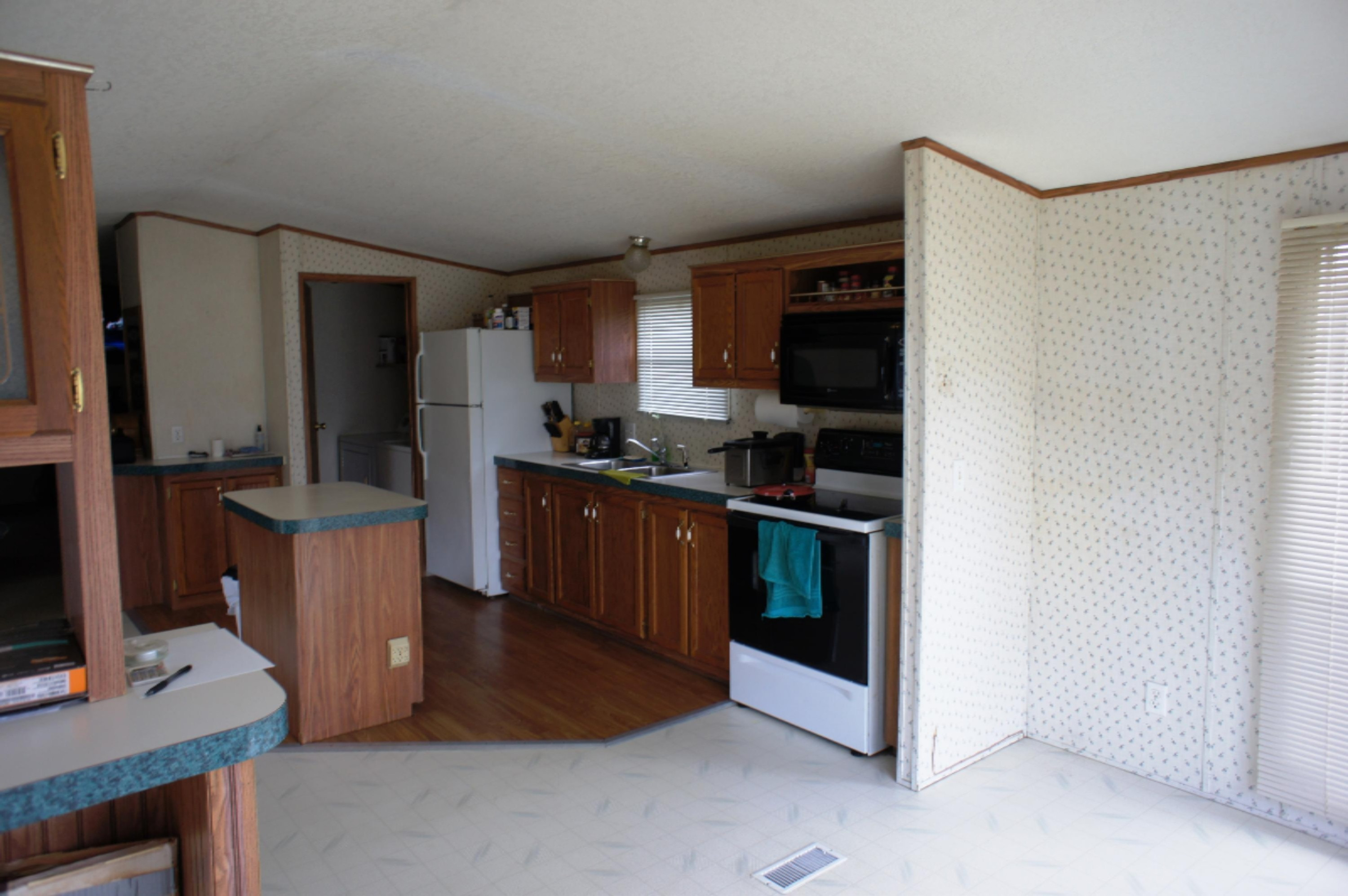 1098 Jonesville Road Quincy, MI 49082 - Photo 7 of 28 004