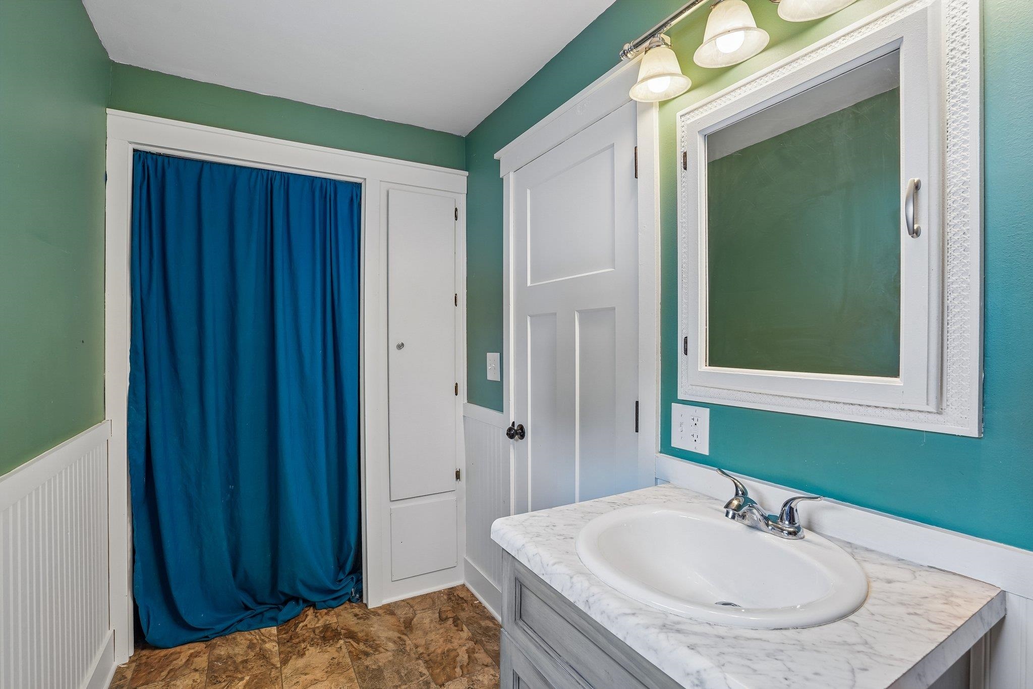 513 Waterloo Street Columbus, WI 53925 - Photo 17 of 28