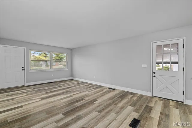 $199,500 | 1025 Belmont Terrace, Florissant, MO 63033