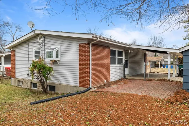 $199,500 | 1025 Belmont Terrace, Florissant, MO 63033