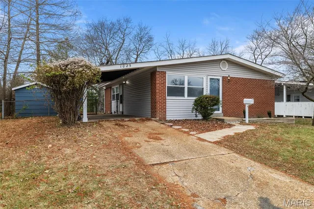$199,500 | 1025 Belmont Terrace, Florissant, MO 63033