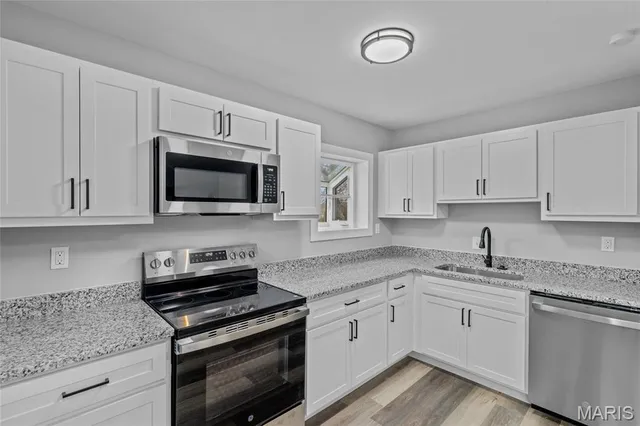 $199,500 | 1025 Belmont Terrace, Florissant, MO 63033