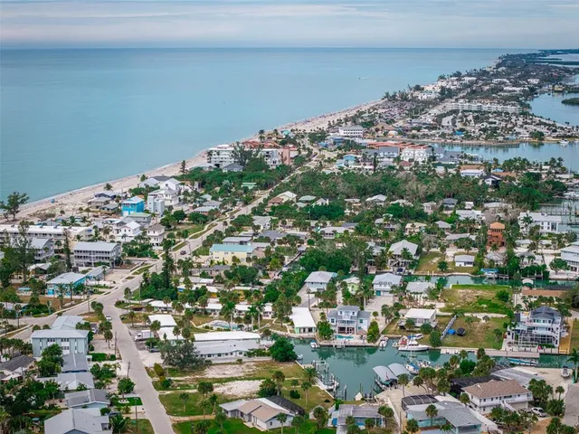 $150,000 | 1385 Gulf Boulevard, Unit 10, Englewood, FL 34223