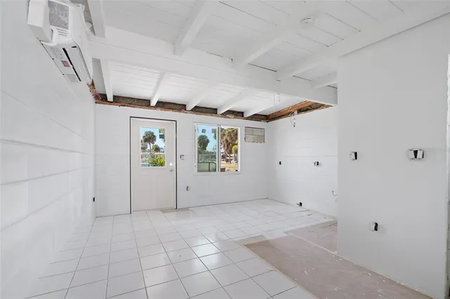 $150,000 | 1385 Gulf Boulevard, Unit 10, Englewood, FL 34223