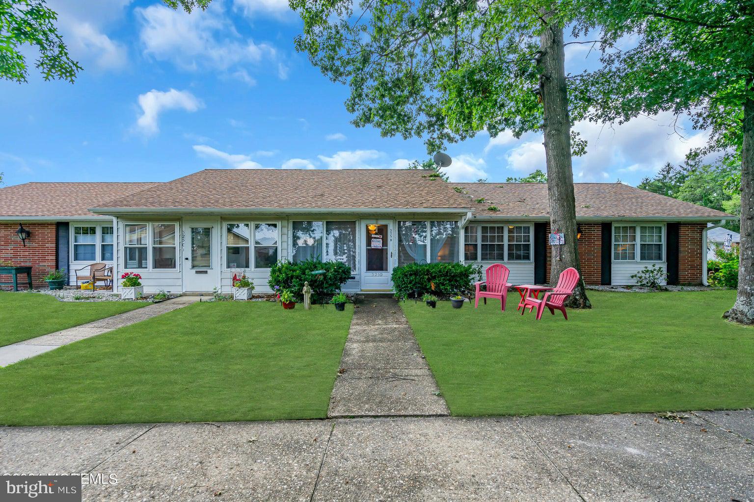 325A COVENTRY Ct  