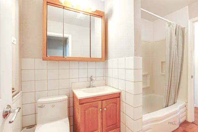 $558,000 | 1004 Broadmoor Place, Deerfield, IL 60015