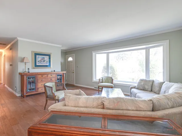 $558,000 | 1004 Broadmoor Place, Deerfield, IL 60015