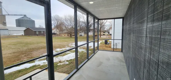 $219,900 | 502 Sycamore Street, Washington, IN 47501