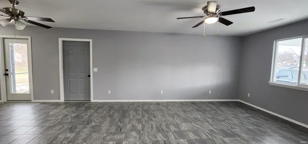 $219,900 | 502 Sycamore Street, Washington, IN 47501