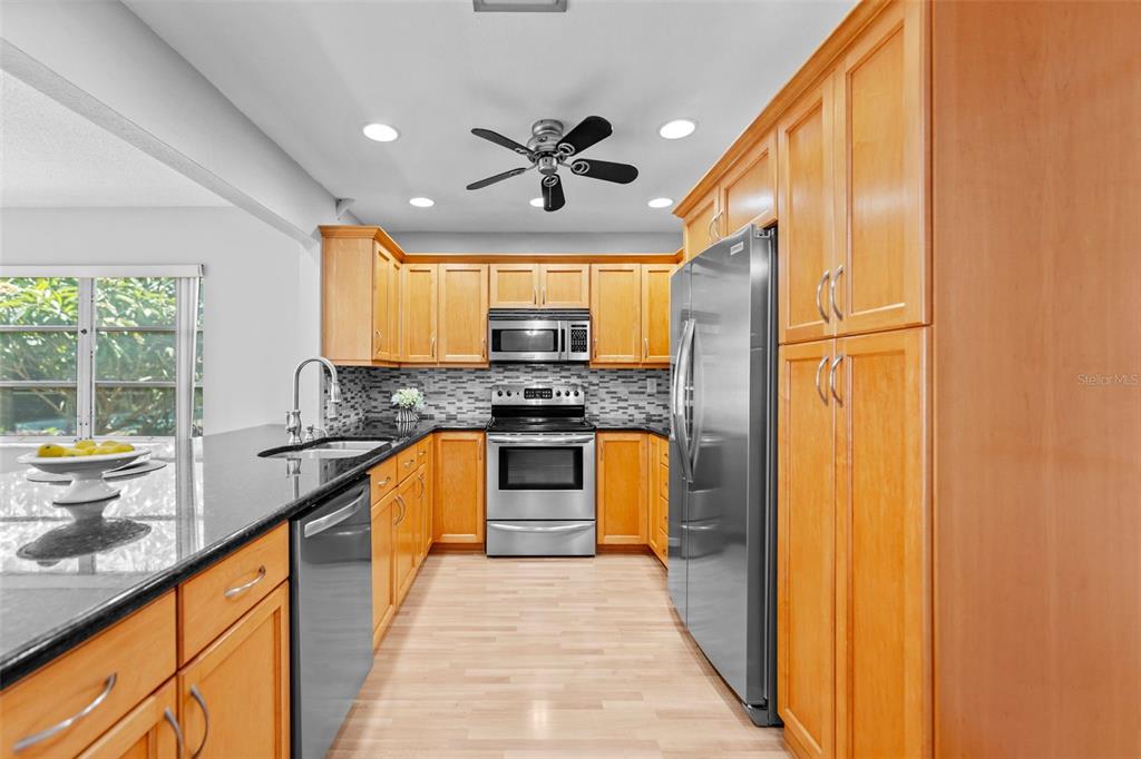 2334 Citrus Hill Road Palm Harbor, FL 34683 - Photo 11 of 30