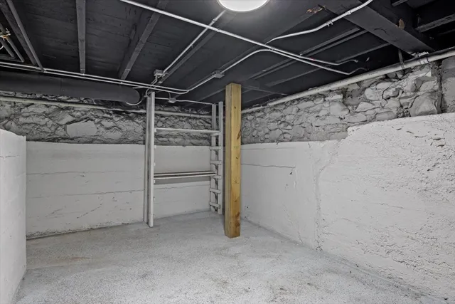 $389,000 | 214 South Prospect Street, Marengo, IL 60152