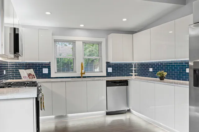 $389,000 | 214 South Prospect Street, Marengo, IL 60152