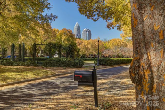 $675,000 | 625 North Myers Street, Charlotte, NC 28202