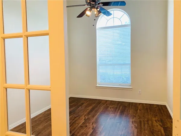 a view of a window in a room