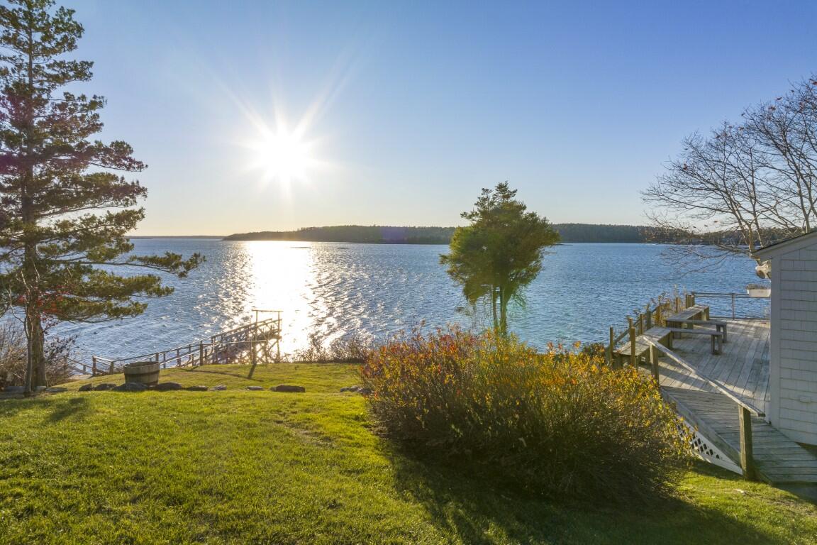20 Old Pier Road East Boothbay, ME 04544 - Photo 5 of 53 5