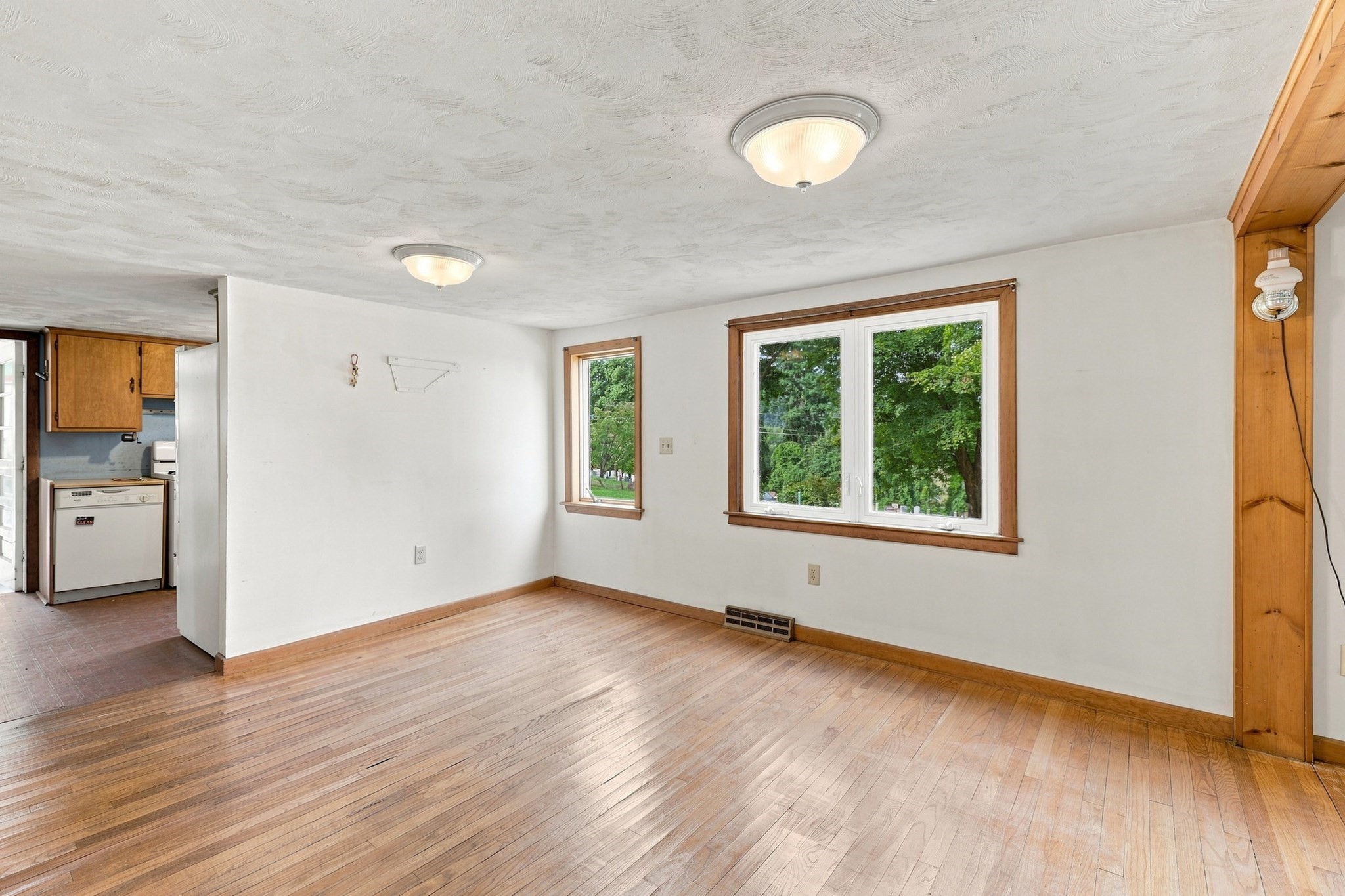 200 Hockanum Road Hadley, MA 01035 - Photo 10 of 41 Gallery Image 10