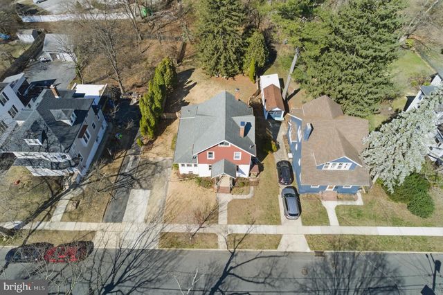 $599,000 | 301 Lakeview Drive, Collingswood, NJ 08108