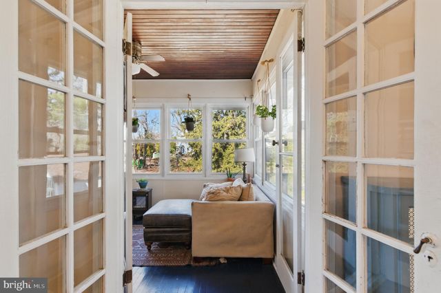 $599,000 | 301 Lakeview Drive, Collingswood, NJ 08108