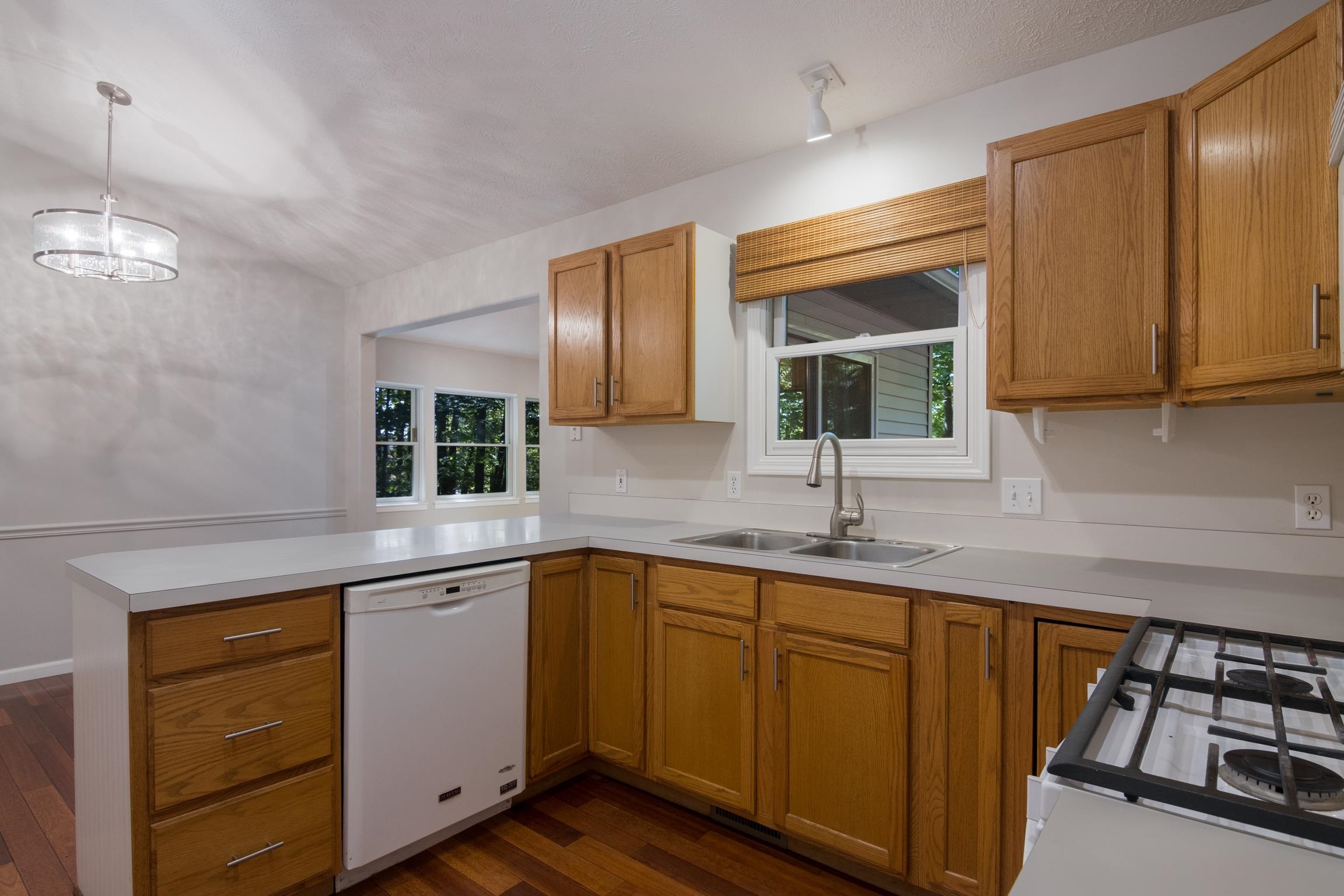 1687 Rasho Road Traverse City, MI 49696 - Photo 5 of 27 1927413-cbda04cb-9bd0-45ad-978a-fb1e176aed11.JPG