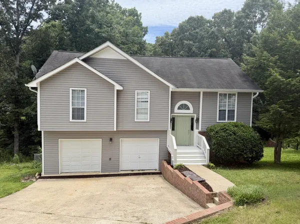 $325,000 | 6836 Ridge Creek Drive, Ooltewah, TN 37363