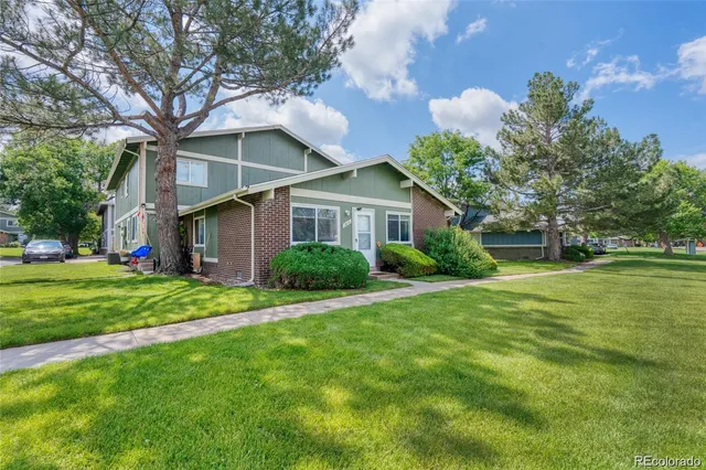 $210,000 | 1216 South Uvalda Street, Aurora, CO 80012