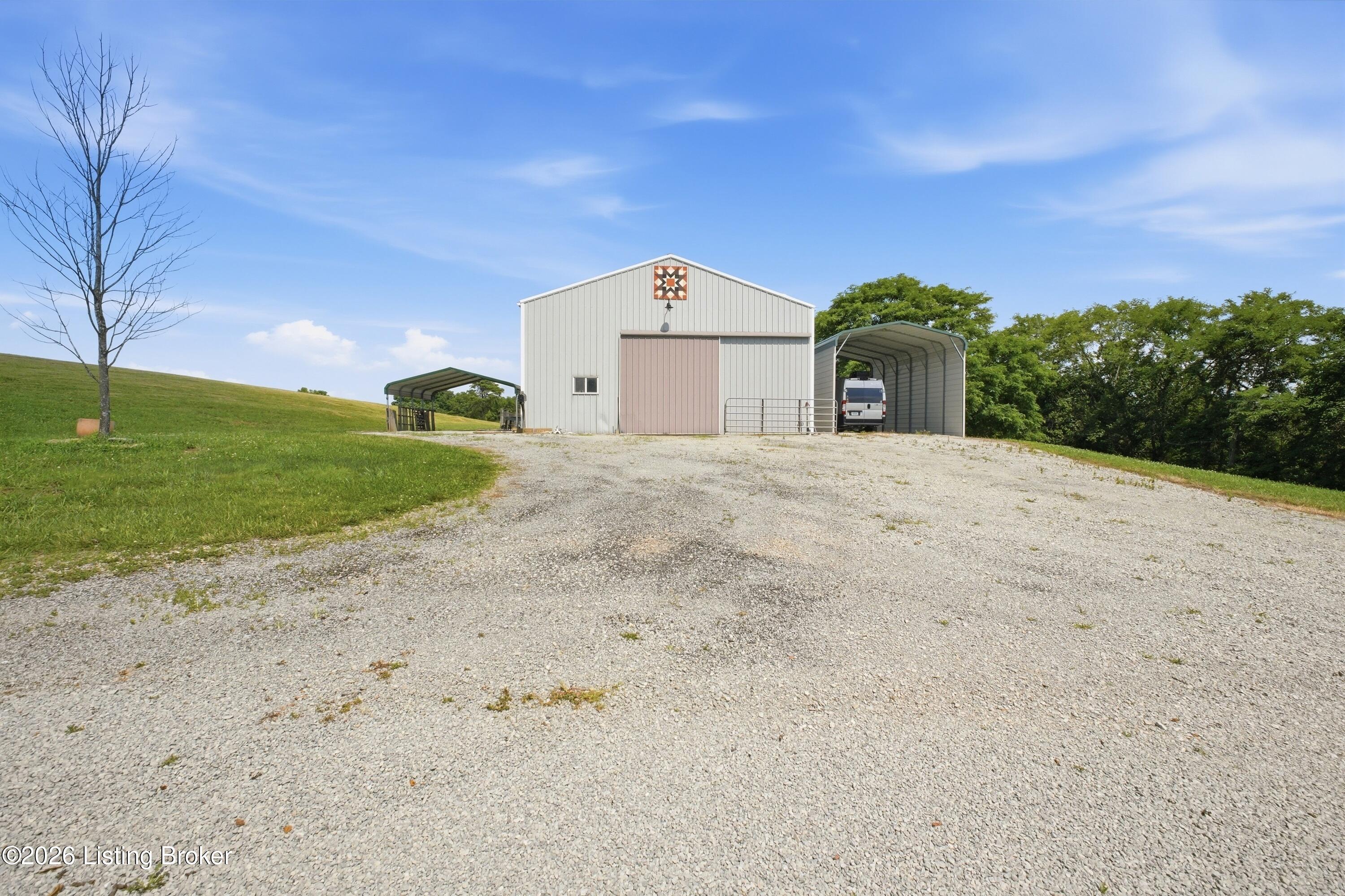 671 Button Ridge Road Bedford, KY 40006 - Photo 50 of 71 50_671button_louisvillerealestatemedia_2
