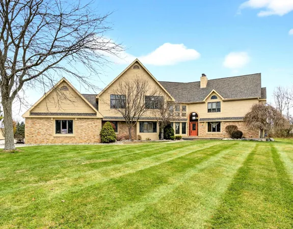 $699,000 | 2366 Lost Creek Court, Flushing, MI 48433