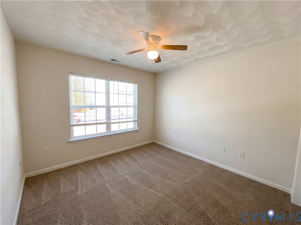 4207 Cougar Trail Chester, VA 23831 - Photo 17 of 19