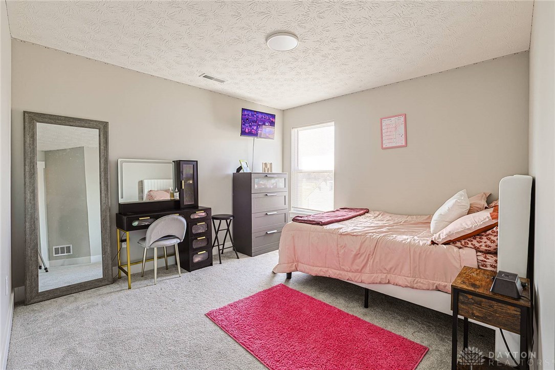 6853 Zerkle Road Springfield, OH 45502 - Photo 29 of 64