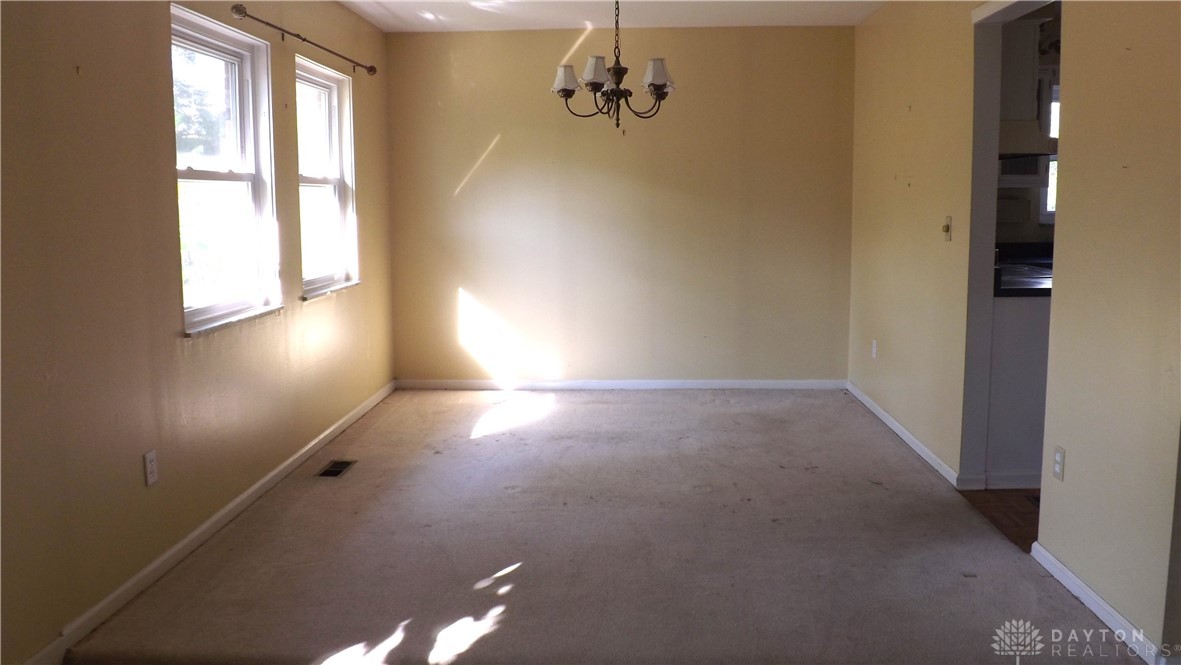 5403 Honeyleaf Way Riverside, OH 45424 - Photo 10 of 24 Gallery Image 10