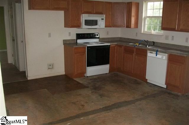 508 Crossgate Way Fountain Inn, SC 29644 - Photo 5 of 10 Gallery Image 5