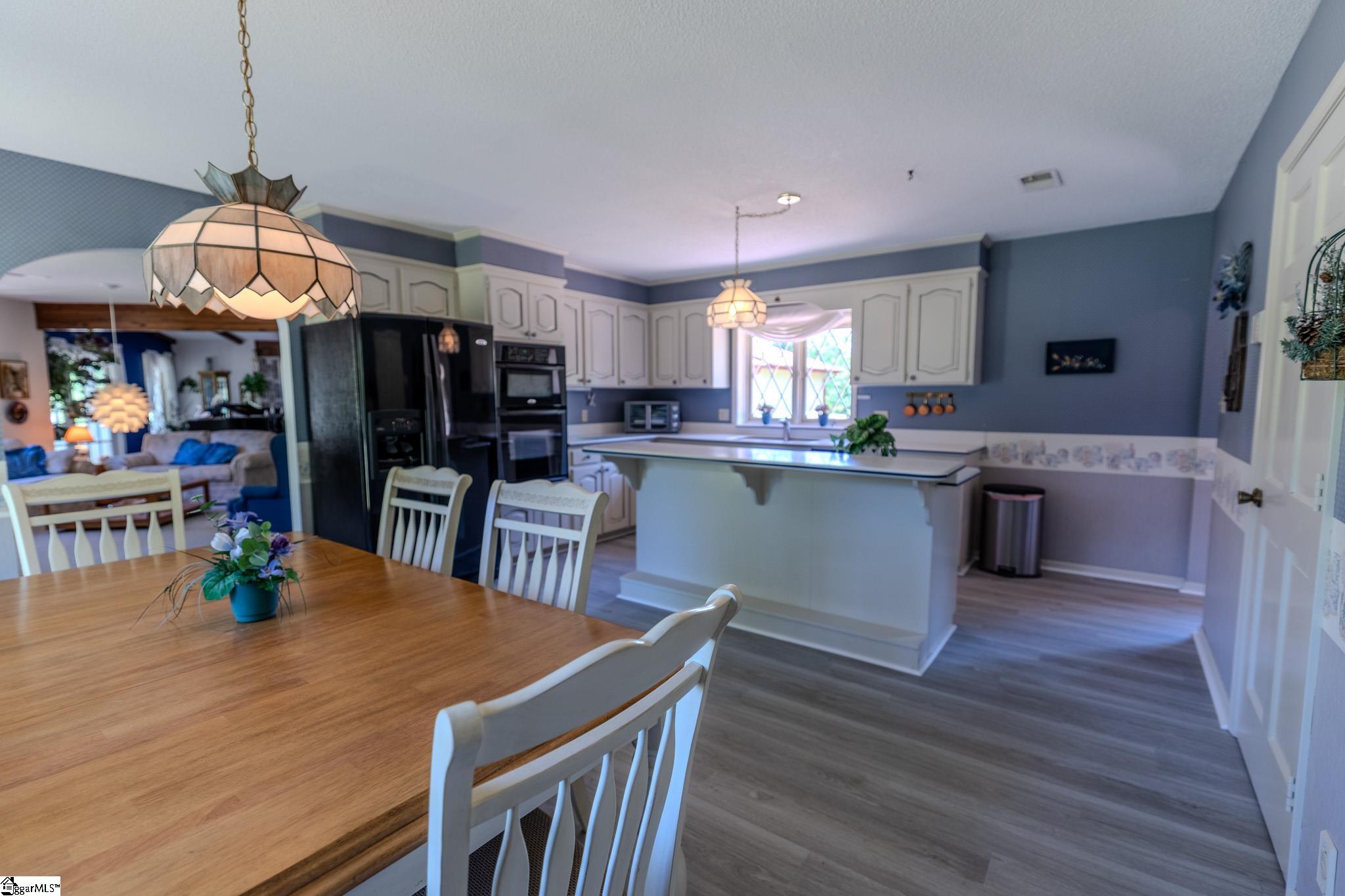 124 Timberlake Circle Inman, SC 29349 - Photo 10 of 38